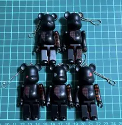 ツイステ ベアブリック ハーツラビュル寮セット