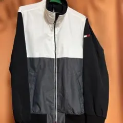 TOMMY HILFIGER ナイロンジャケット Mサイズ