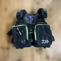 DAIWA フィッシングベスト ライフジャケットのサムネイル