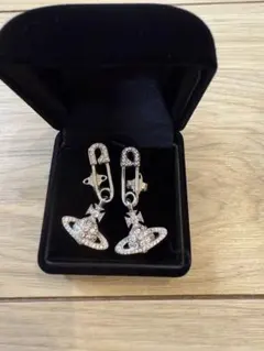 ヴィヴィアン ウエストウッド　ピアス