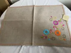 花柄刺繍ランチョンマット 100%リネン