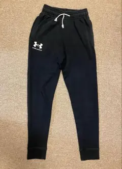 Under Armour ブラック ジョガーパンツ　165センチ