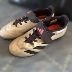 adidas PREDATOR サッカー トレーニングシューズ　20センチ
