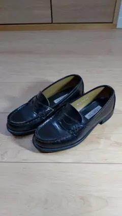 ハルタ黒のレザー ローファー HARUTA23EEE