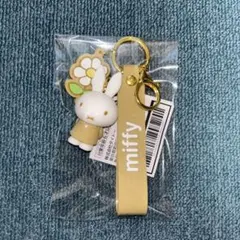 TAITO限定 ミッフィー ストラップ付きキーホルダー