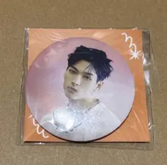 金城碧海　ピンバッジ　KCON 香港　カフェ　JO1