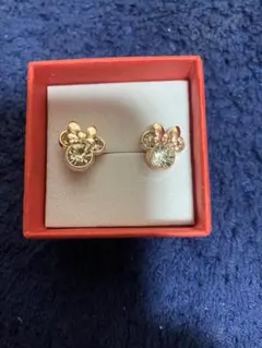 Disney・ミニーマウスクリスタル付きゴールドピアス