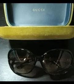 GUCCI サングラス ブラック ゴールド