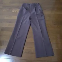 美品　レディースパンツ　茶色のサムネイル