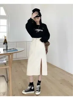 サイドスリット　デニムロングスカート　オフィスホワイト