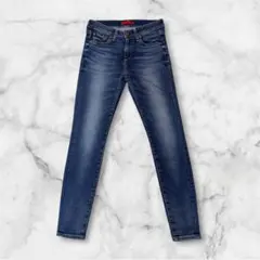 お値下げ中　RED CARD レディーススキニーストレッチパンツ　サイズ23 Sのサムネイル