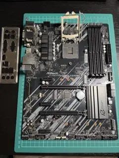 ASRock Z390 PHANTOM GAMING 4 マザーボード