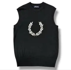 FRED PERRY コットン100％ベスト