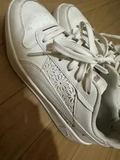 PUMA フラワー 24.5のサムネイル