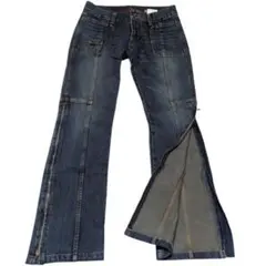 Item thumbnail for item 407161e5-26f3-42ac-8c31-f1032f348ada