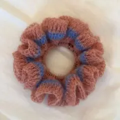 上質モヘア使用＊贅沢フリルの手編みシュシュ　ハンドメイド　編み物　ヘアゴム
