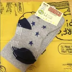 未使用☆タイツ すべり止め付き 85