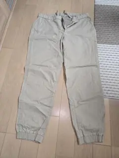 ジョガーパンツ チノパン