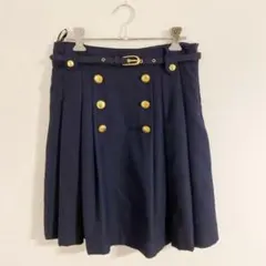 ベルト付きスカート　ボタン　紺色