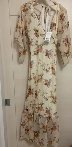 ozoc 花柄 ロングワンピース　新品　未使用　タグ付き