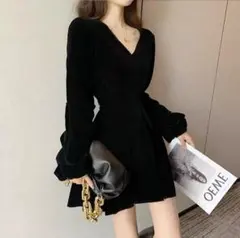 ブラック ベルベット Vネック ワンピース