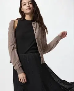 メリノクルーネックカーディガン