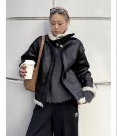 Ungrid フェイクムートンボアブルゾン