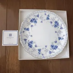 新品　GIVENCHY LA PORCELAINE プレート 皿のサムネイル