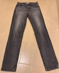 YANUK Ruth スリムテーパード デニムパンツ グレーのサムネイル