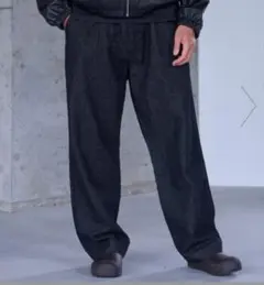 PREMIUM 黑色牛仔褲