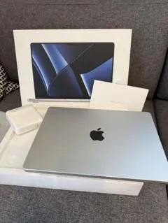 Macbook pro M3 pro 18GB 4TBの大容量 保証も残ってます - メルカリ
