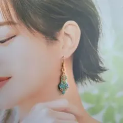 アマゾナイトシリカのオリジナルデザインマクラメピアス