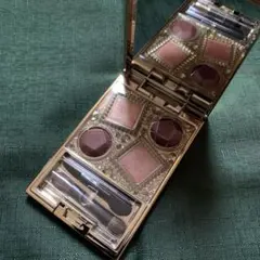 エレガンス　ヌーヴェル　アイズ