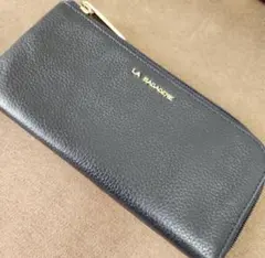 LA BAGAGERIE財布のサムネイル