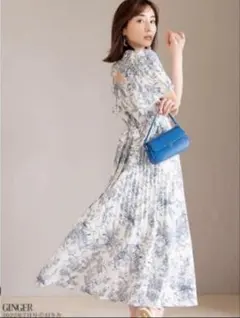 田中みな実 リボンベルト付き 花柄消し プリーツフレアワンピース　M