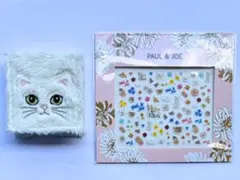 【限定】PAUL & JOE 猫刺繍ファーコンパクトケース&ネイルシールのサムネイル