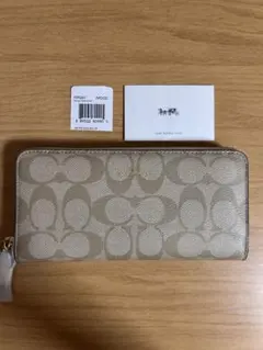【新品未使用】 COACH コーチ シグネチャー ラウンドファスナー長財布