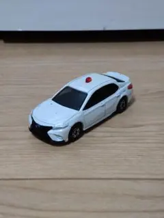 廃盤トミカ No.31 トヨタ カムリ スポーツ 覆面パトロールカー