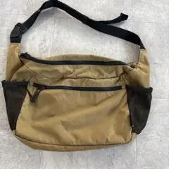 スノーピークEveryday Use Middle Shoulder Bagのサムネイル