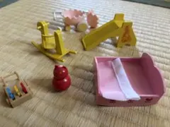 シルバニア ベビーグッズ　ベビーカー、ベットなど