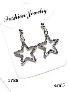 1788 シルバー　スター　星　ハンドメイド　ピアス　イヤリング　アクセサリー
