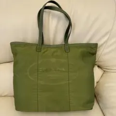 PRADA トートバッグ　タグ付き