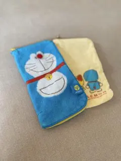 ドラえもん ペットボトルカバータオル地2枚セット（パスケースおまけ付）