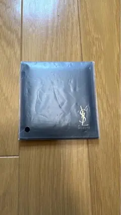 YSL ブラックミラー 小型