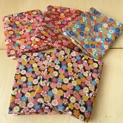 【みーちゃん様】布 生地 和柄 カットクロス 110×100 民芸の里 赤