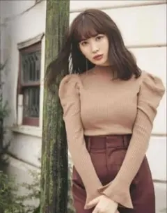 Volume Sleeve Rib Knit Top