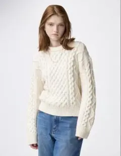 GU ケーブルニット クルーネックプルオーバー完売品　レッド