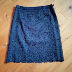 UNTITLED 紺レーススカート　サイズ1