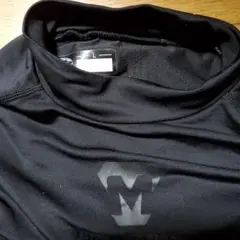 REVOLTIGER 黒 長袖アンダーシャツ