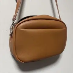 ブラウンレザーショルダーバッグ